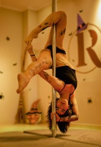 woman on home pole dancing kit